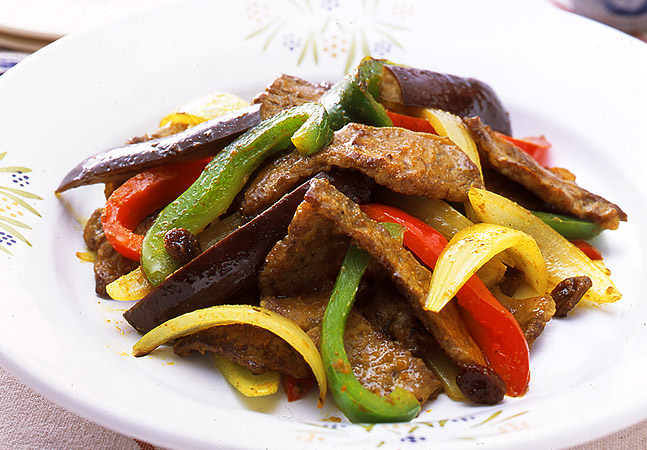 牛肉と野菜のカレー炒め