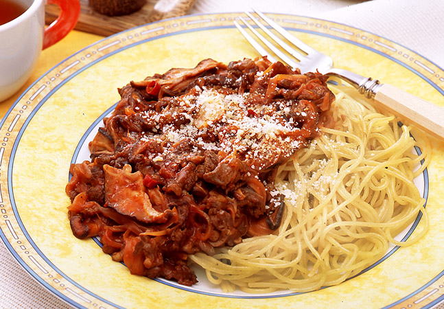 牛肉のトマトソーススパゲッティ