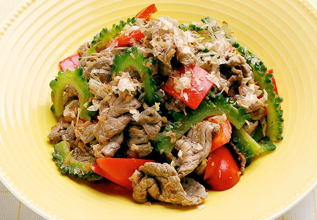 牛肉とゴーヤーのおかか炒め