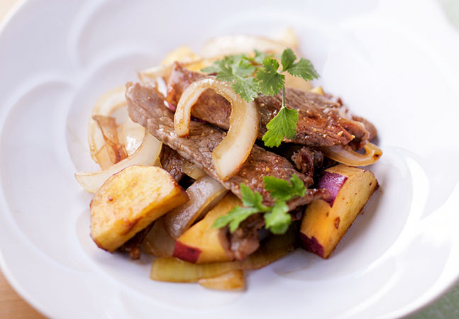 牛肉とさつまいもの はちみつ＆ナンプラー風味