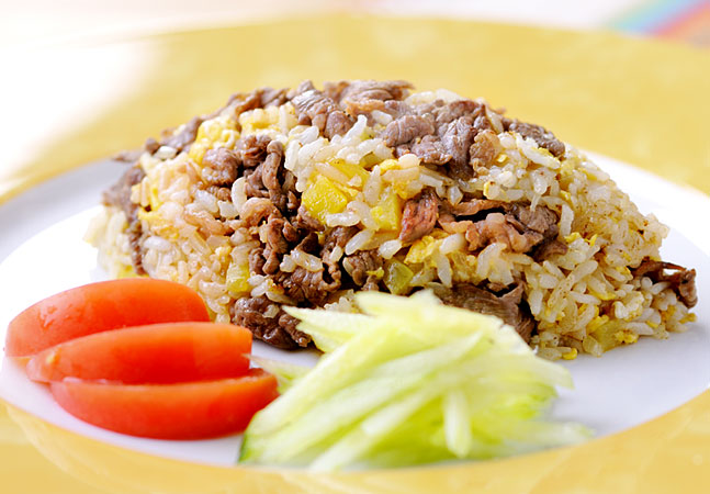 ビーフのパイナップルピラフ