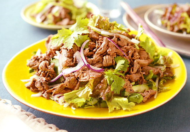 スパイスが香る牛肉サラダ